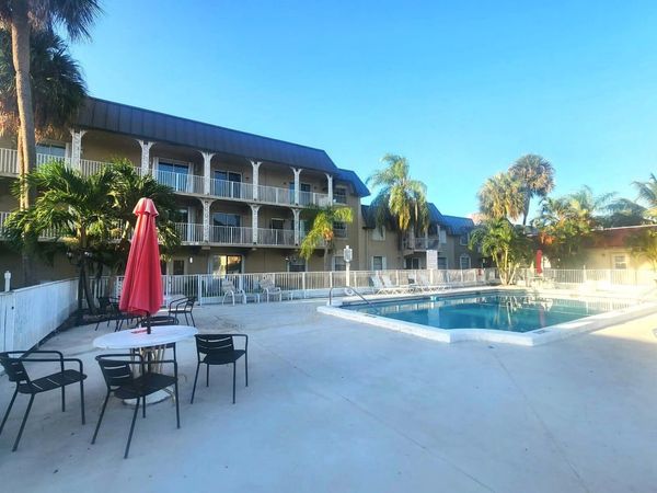 501 SE 8th Street, Unit 210, Deerfield Beach, FL 33441