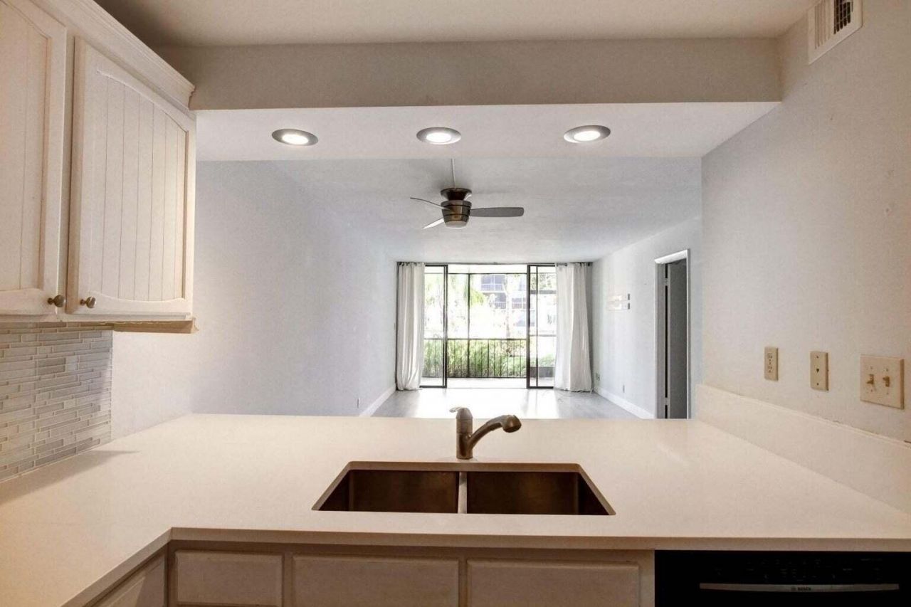 11 Royal Palm Way, Unit 1040, Boca Raton, FL 33432 Photo