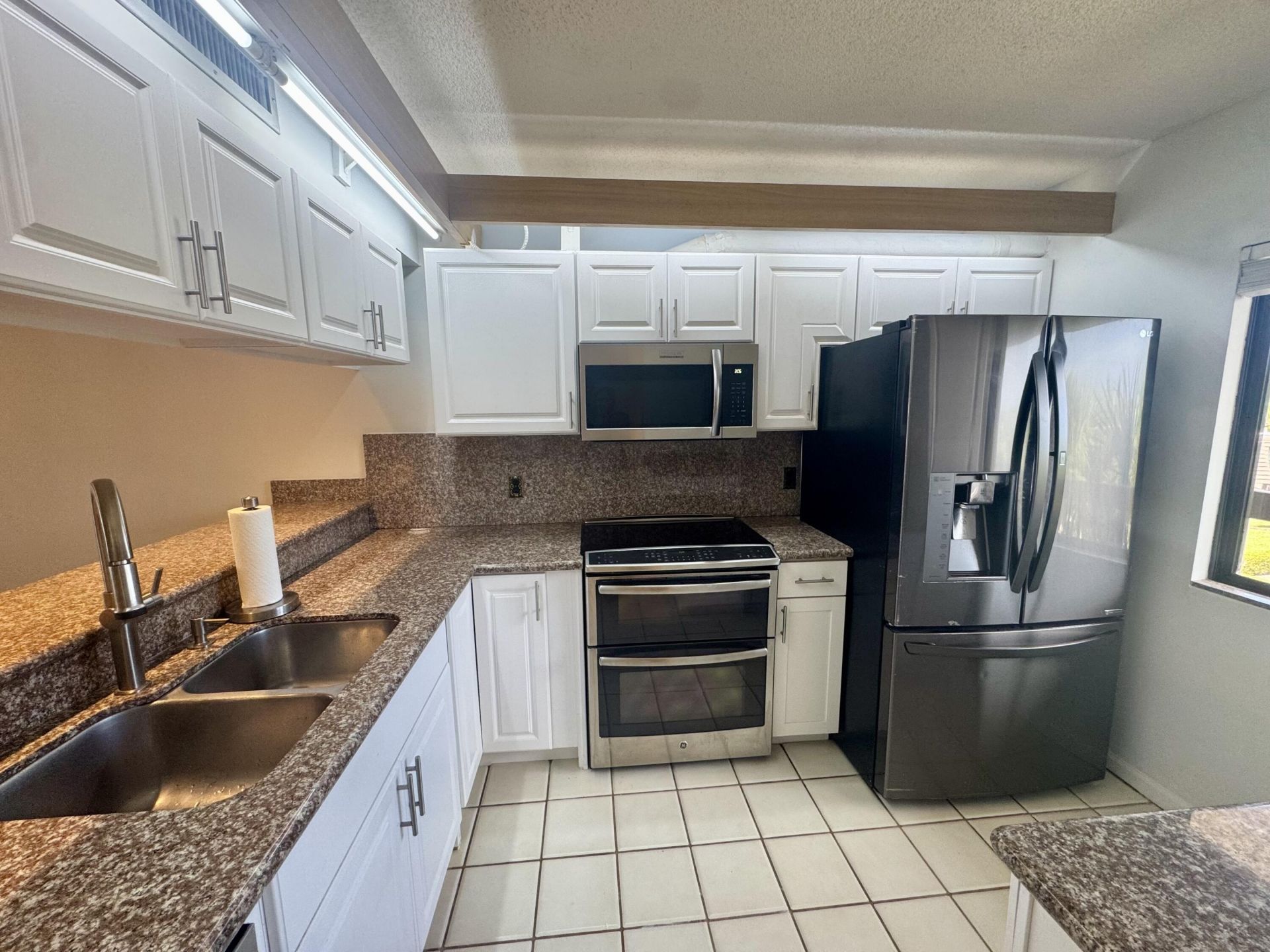 601 Seafarer Circle, Unit 405, Jupiter, FL 33477 Photo