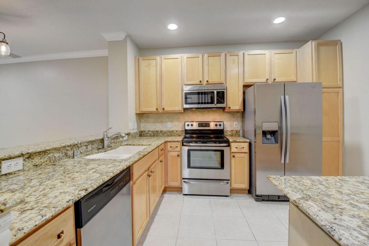 9113 Tremezzo Lane, Boynton Beach, FL 33472 Photo