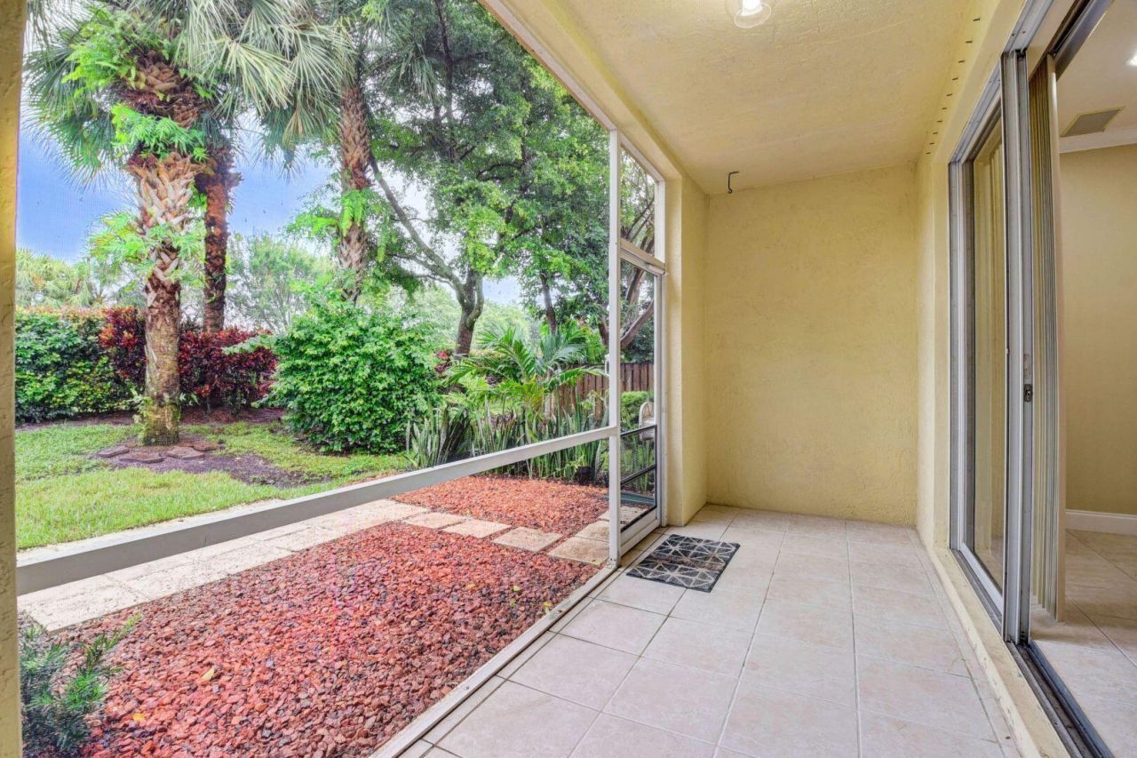 9113 Tremezzo Lane, Boynton Beach, FL 33472 Photo