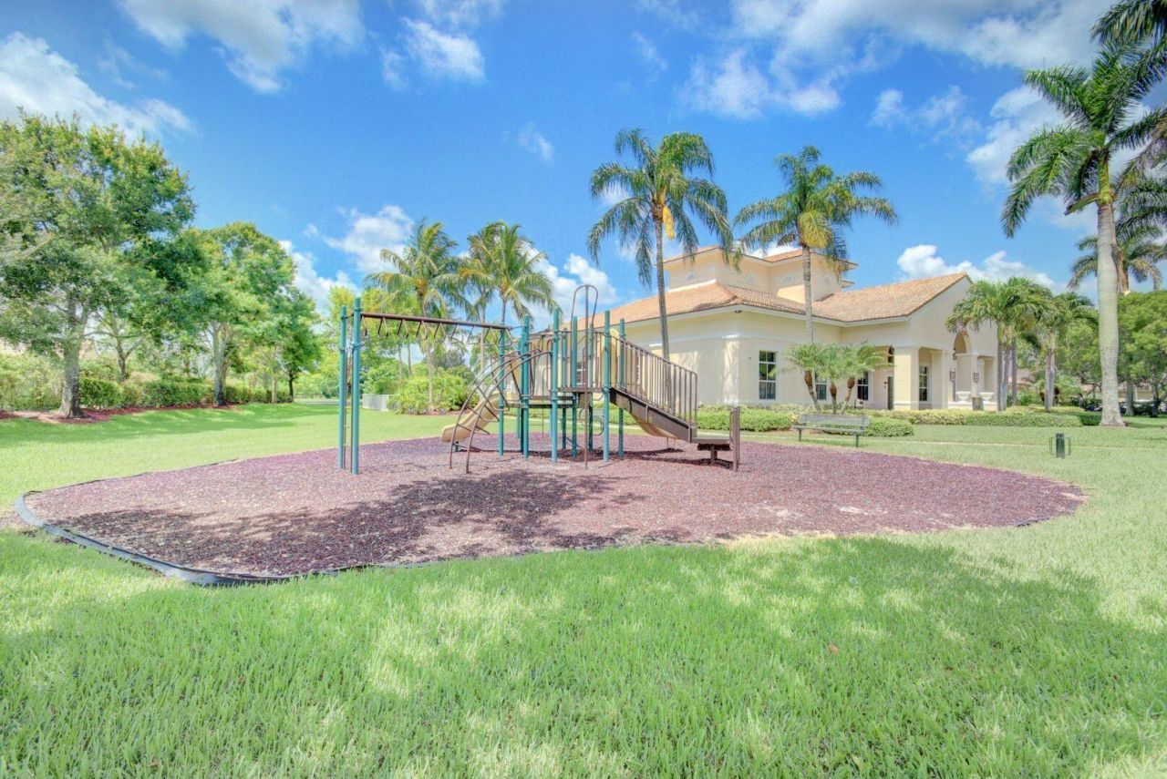 9113 Tremezzo Lane, Boynton Beach, FL 33472 Photo