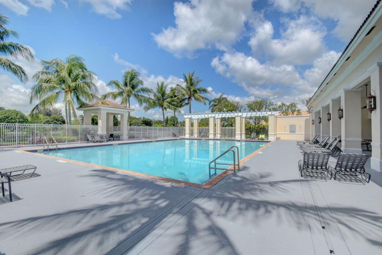9113 Tremezzo Lane, Boynton Beach, FL 33472 Photo