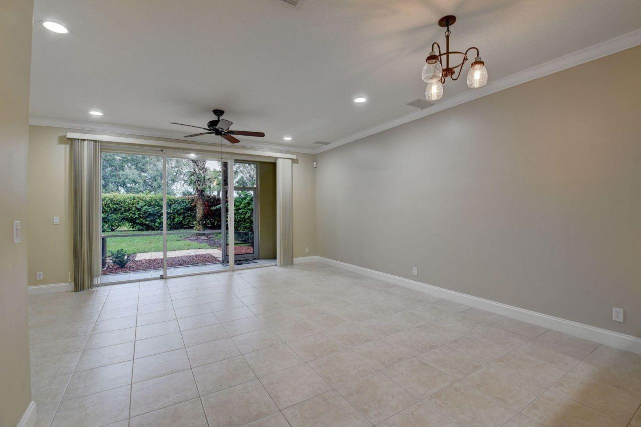 9113 Tremezzo Lane, Boynton Beach, FL 33472 Photo