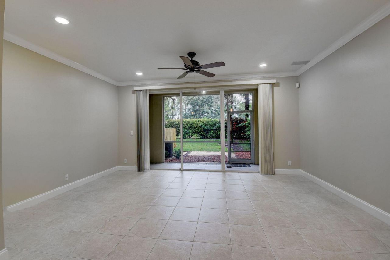 9113 Tremezzo Lane, Boynton Beach, FL 33472 Photo