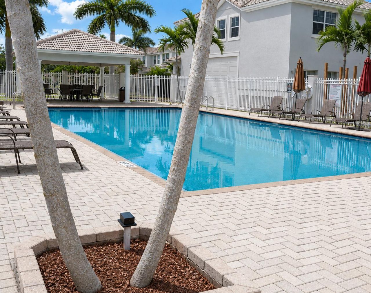 5610 NW 107th Avenue, Unit 1314, Doral, FL 33178 Photo