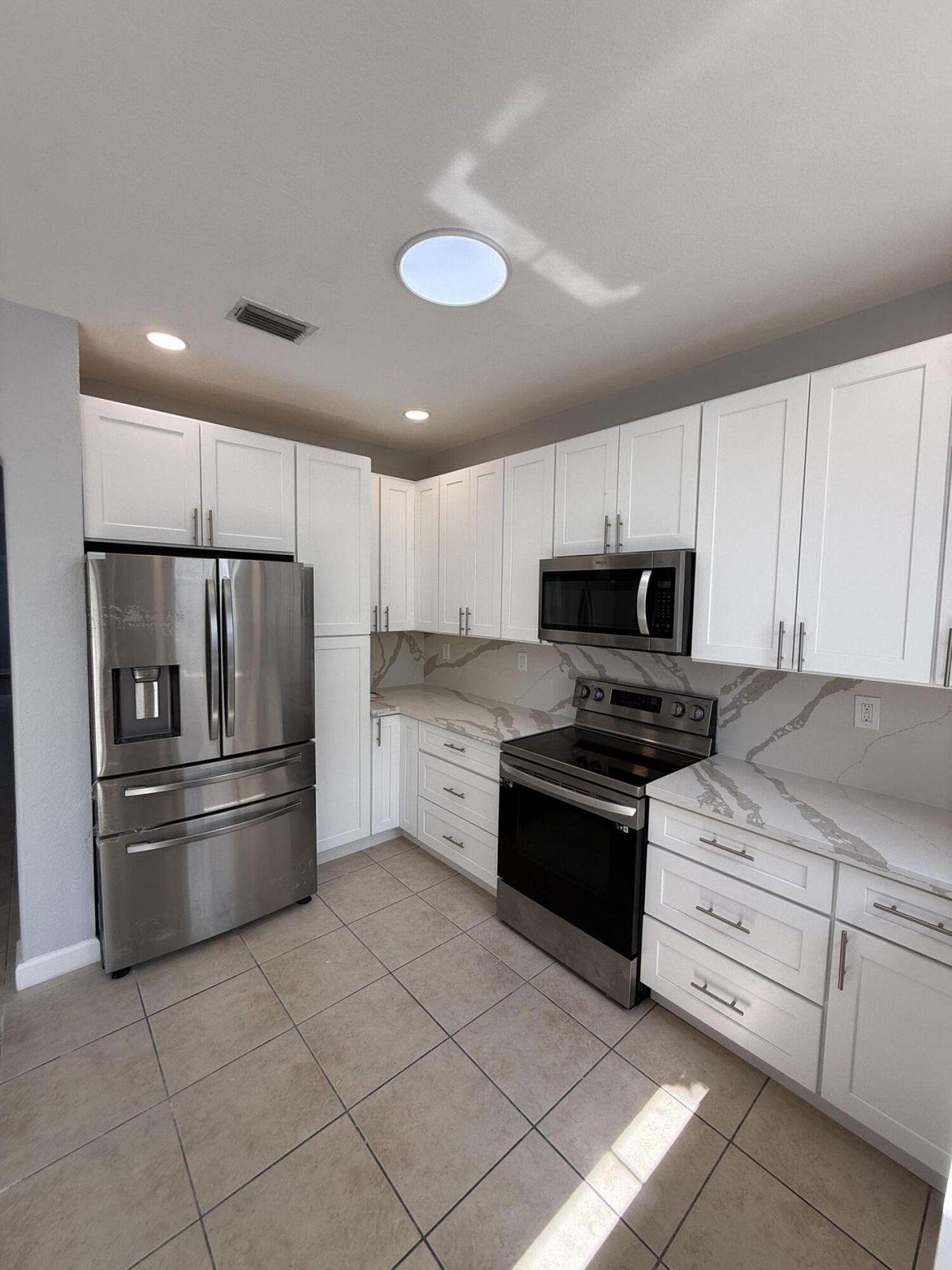 5610 NW 107th Avenue, Unit 1314, Doral, FL 33178 Photo