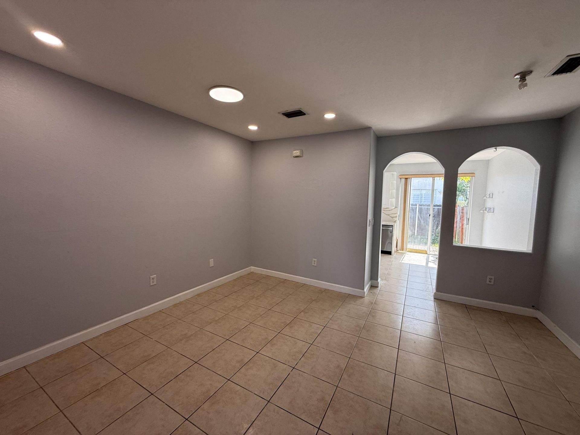5610 NW 107th Avenue, Unit 1314, Doral, FL 33178 Photo