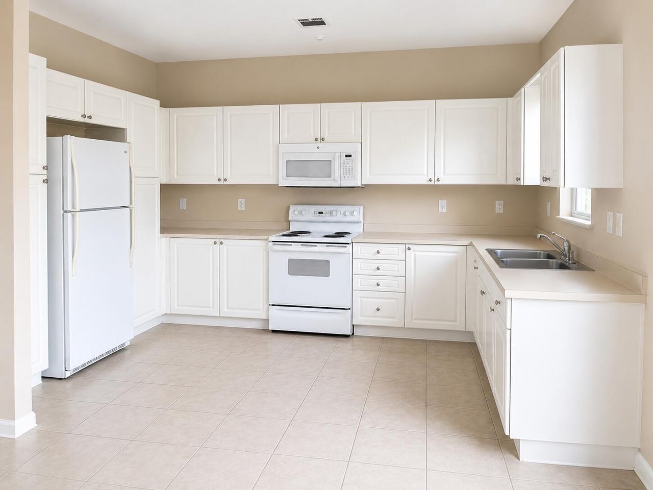 5610 NW 107th Avenue, Unit 1314, Doral, FL 33178 Photo