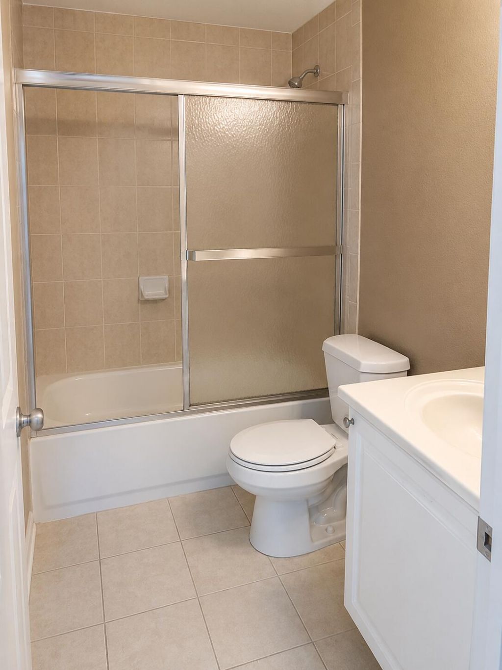 5610 NW 107th Avenue, Unit 1314, Doral, FL 33178 Photo