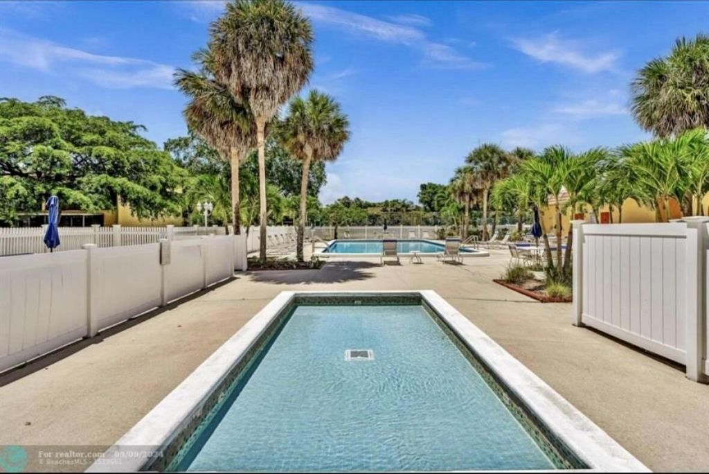 830 SW 9th Street Circle, Unit APT 201, Boca Raton, FL 33486 Photo