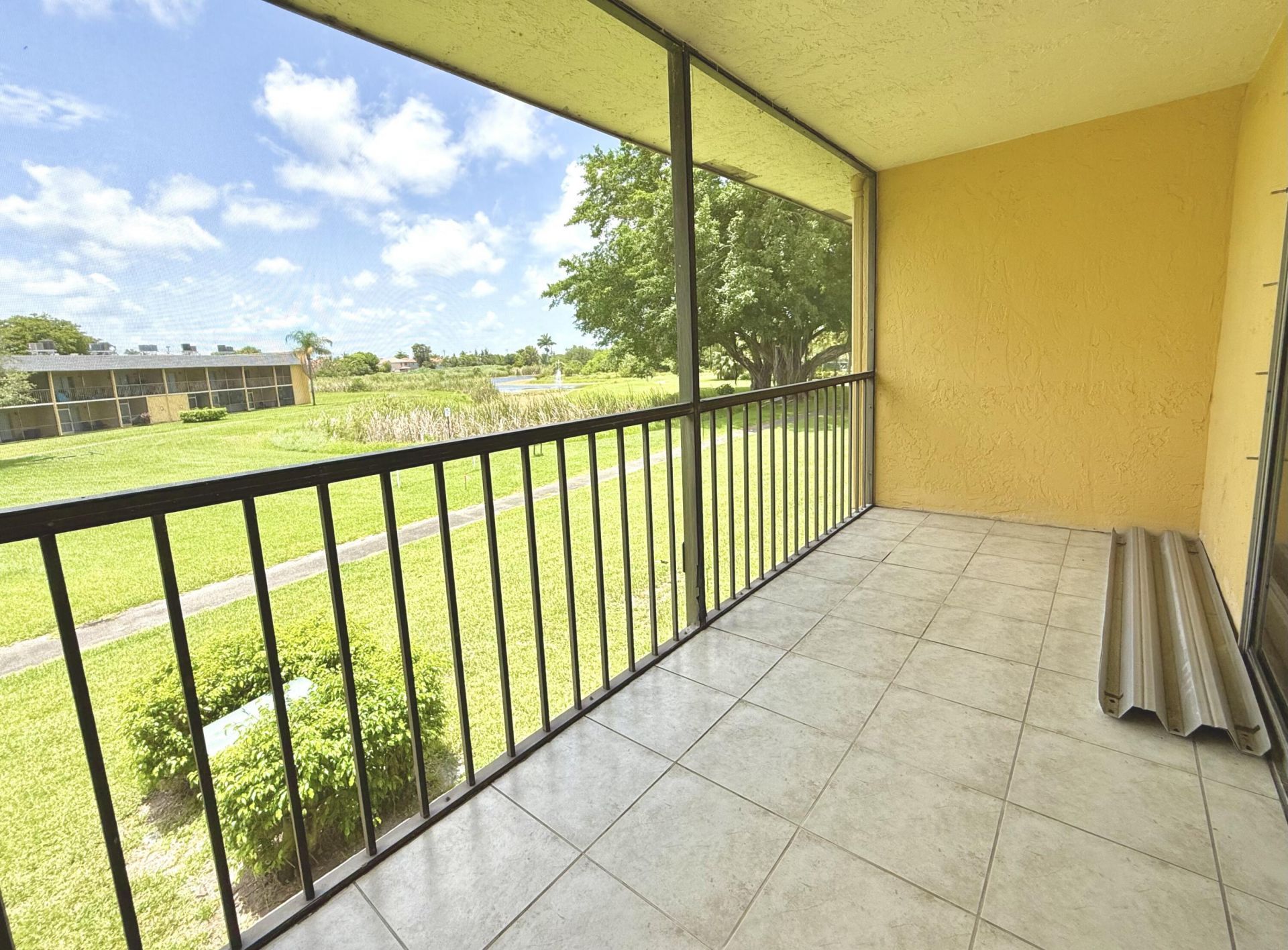 1625 Meadows Circle W, Boynton Beach, FL 33436 Photo