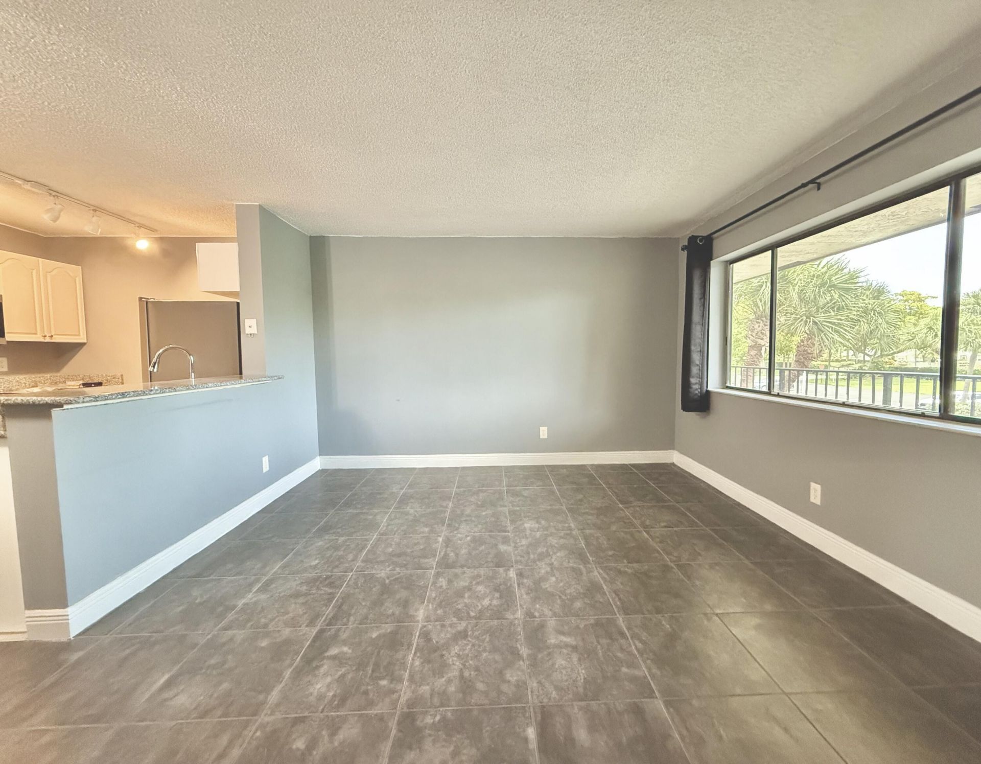 1625 Meadows Circle W, Boynton Beach, FL 33436 Photo