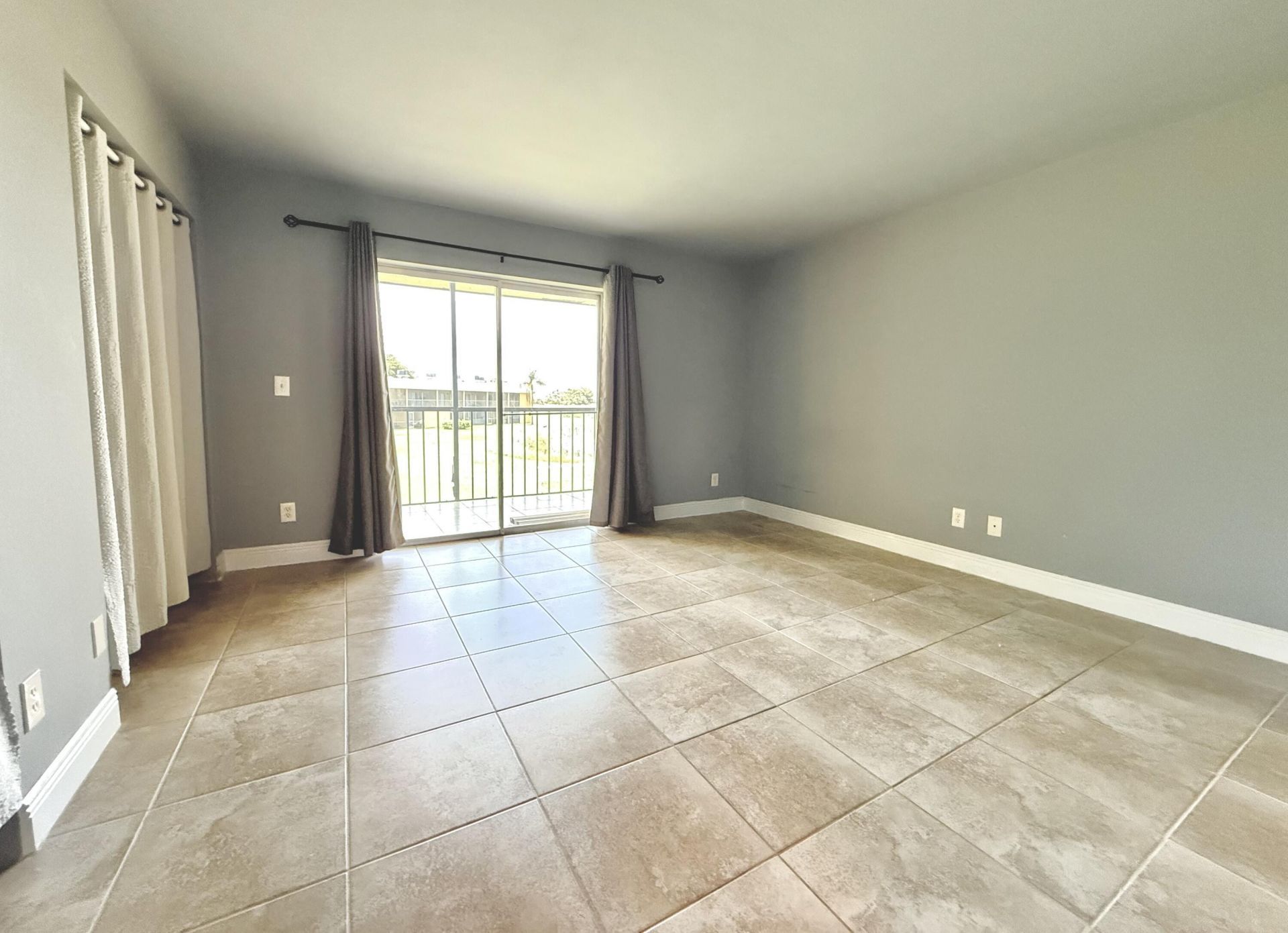 1625 Meadows Circle W, Boynton Beach, FL 33436 Photo