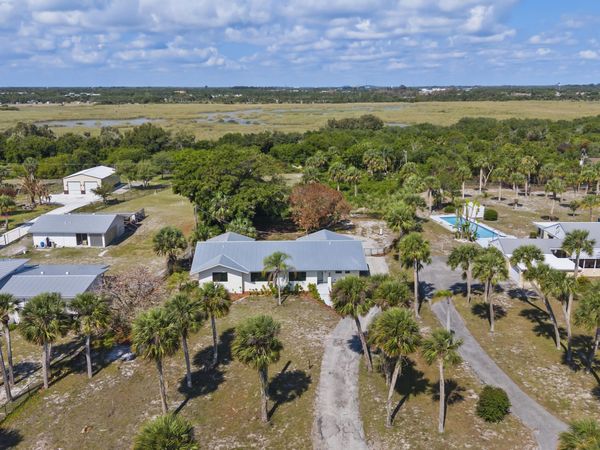 4003 S Indian River Drive, Fort Pierce, FL 34982
