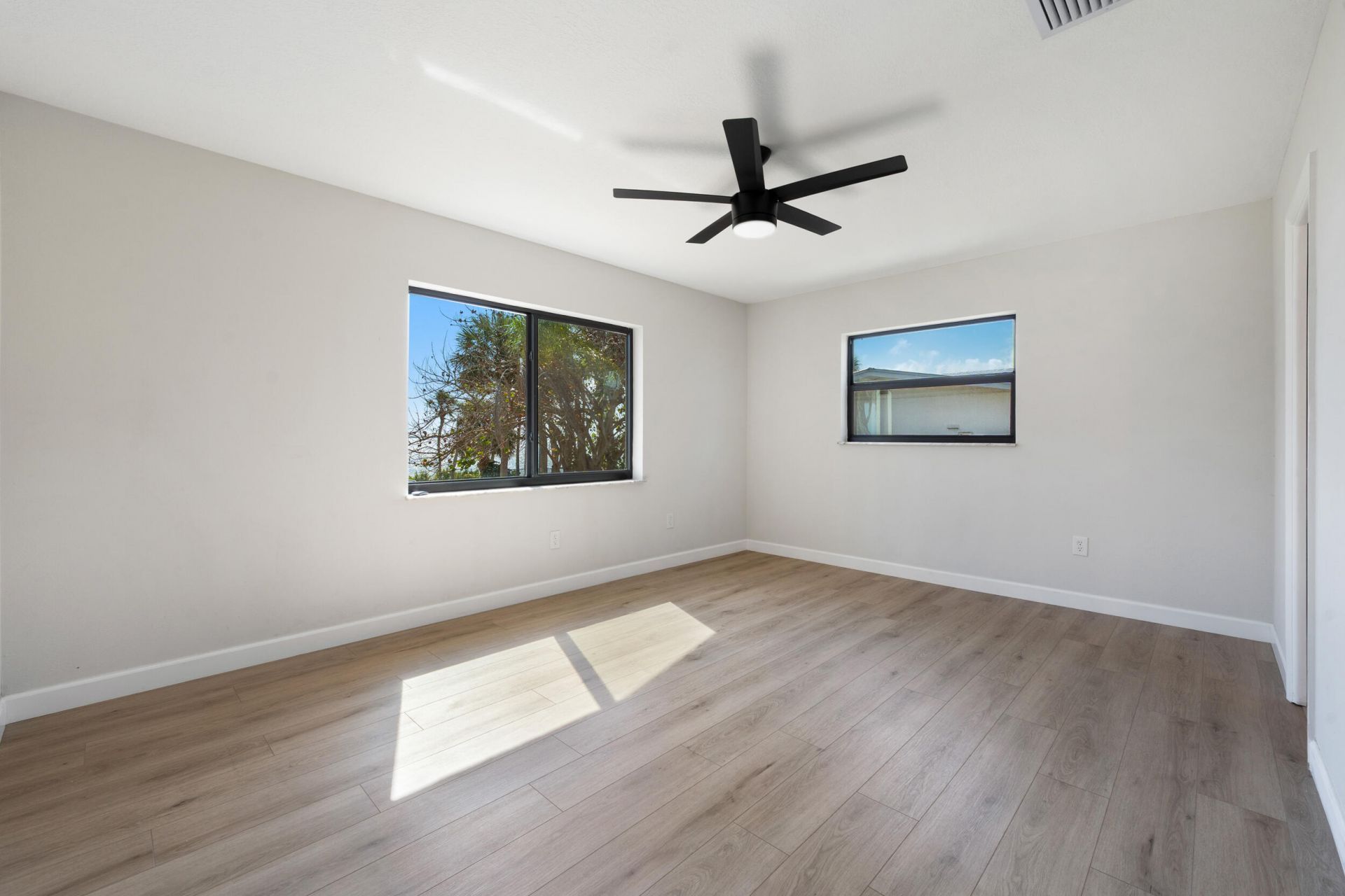 4003 S Indian River Drive, Fort Pierce, FL 34982 Photo