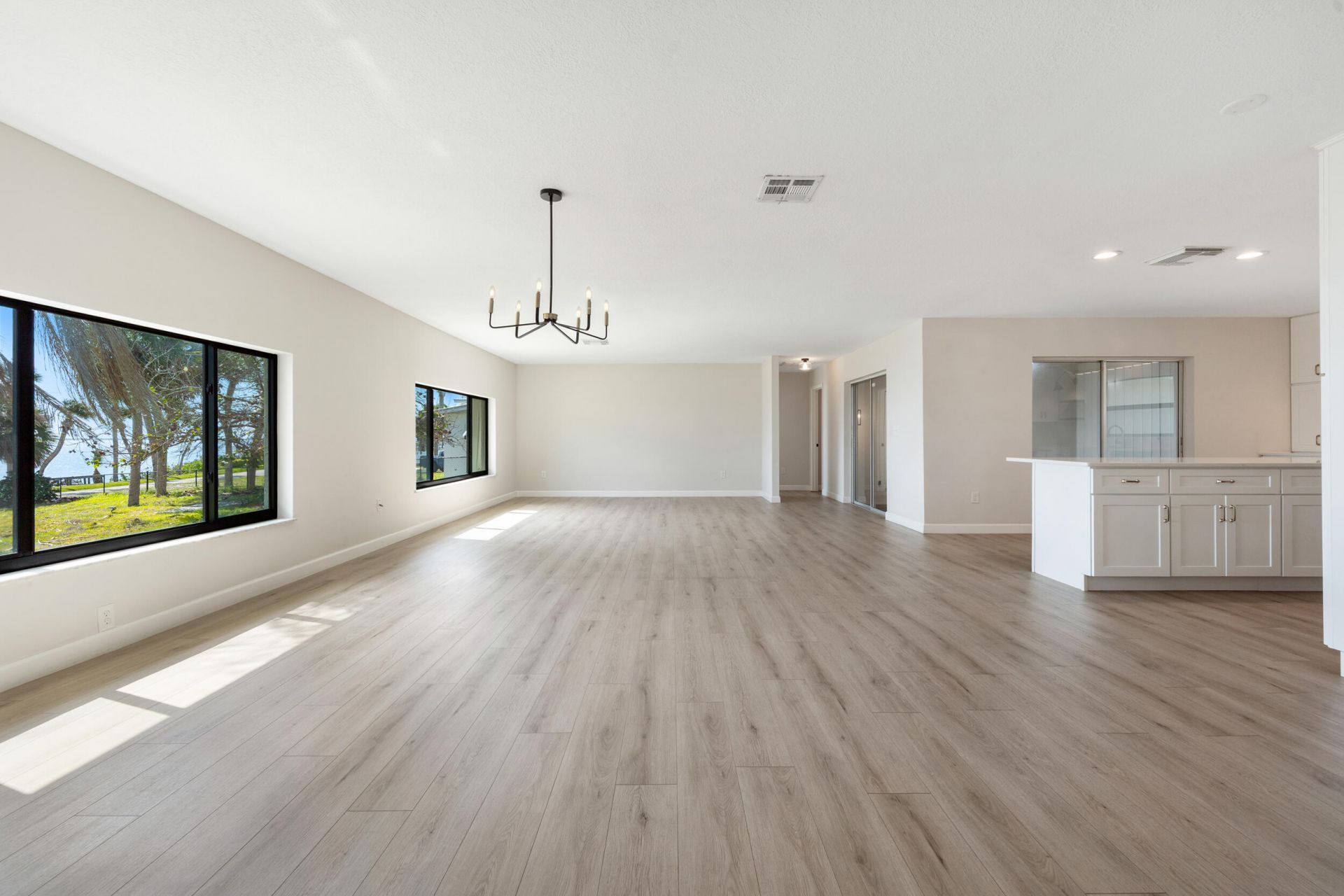 4003 S Indian River Drive, Fort Pierce, FL 34982 Photo