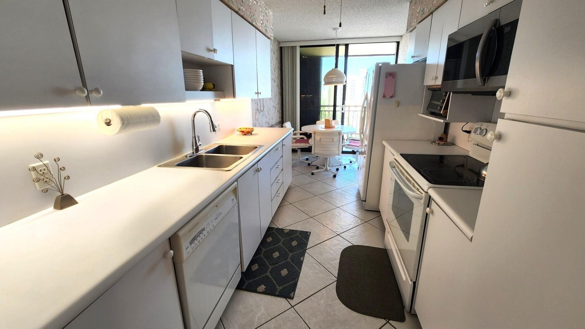 3400 N Ocean Drive, Unit 1703, Riviera Beach, FL 33404 Photo