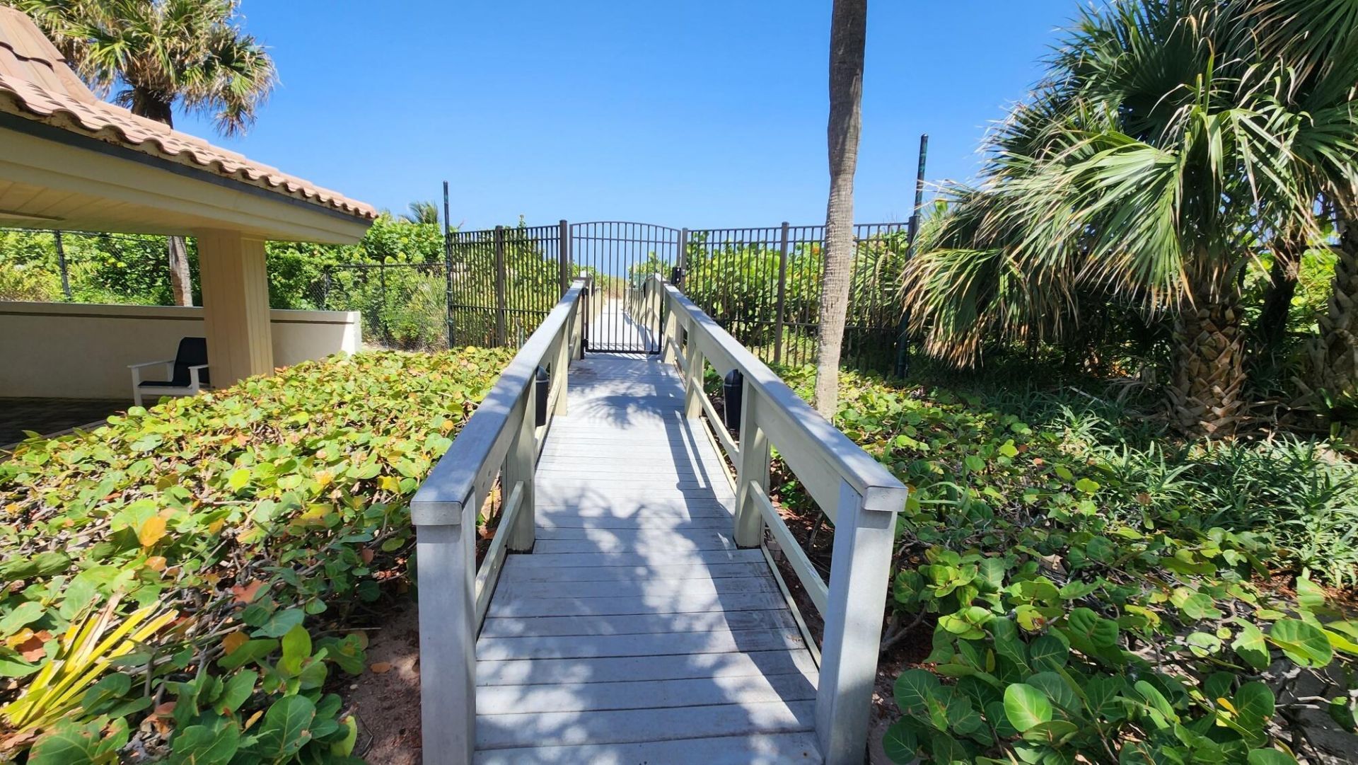 3400 N Ocean Drive, Unit 1703, Riviera Beach, FL 33404 Photo