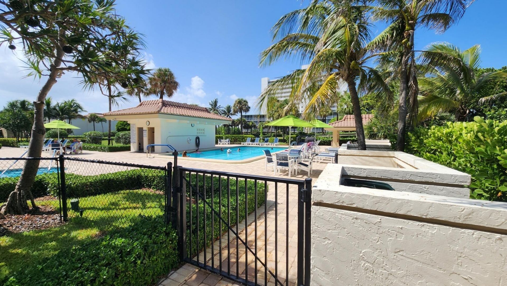 3400 N Ocean Drive, Unit 1703, Riviera Beach, FL 33404 Photo