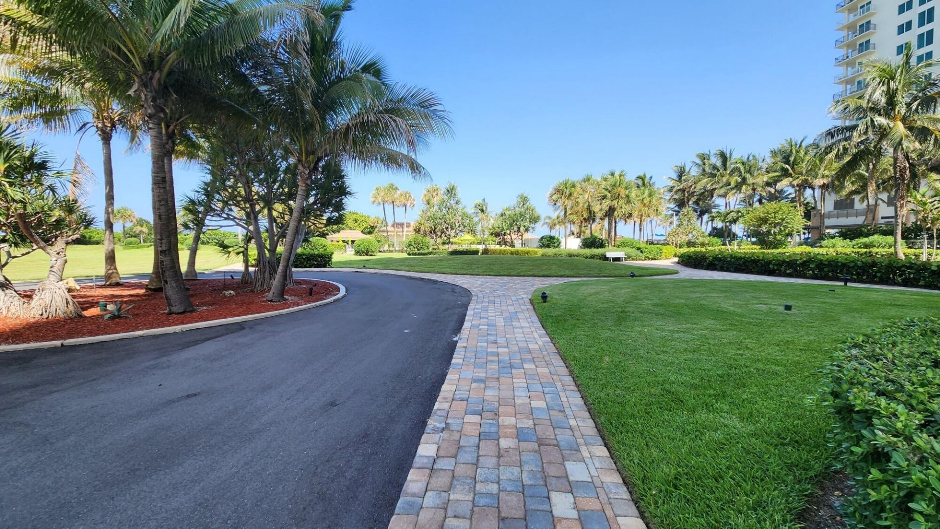 3400 N Ocean Drive, Unit 1703, Riviera Beach, FL 33404 Photo