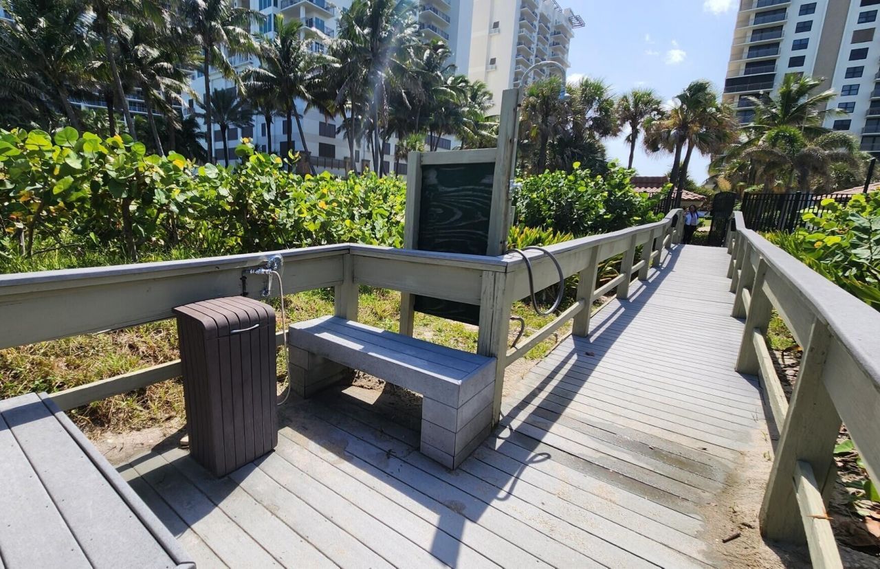 3400 N Ocean Drive, Unit 1703, Riviera Beach, FL 33404 Photo