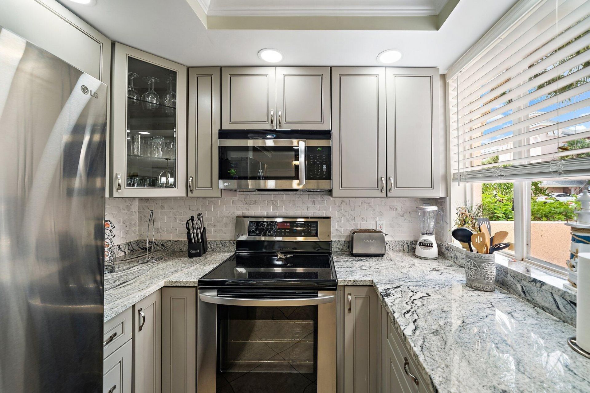 353 S Us Highway 1, Unit D101, Jupiter, FL 33477 Photo