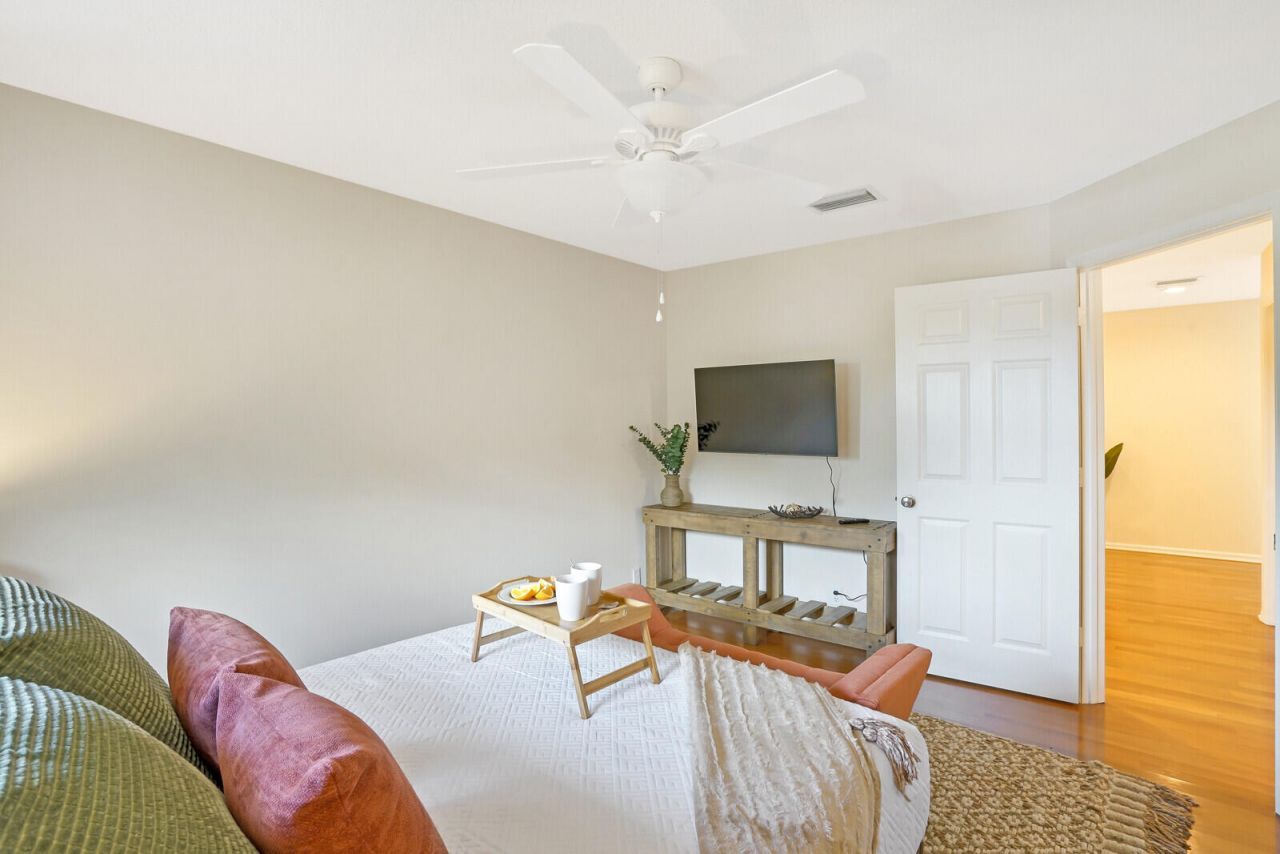 1311 NW 2nd Circle, Boca Raton, FL 33432 Photo