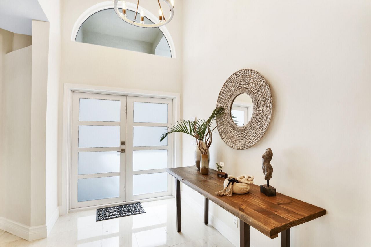 1311 NW 2nd Circle, Boca Raton, FL 33432 Photo