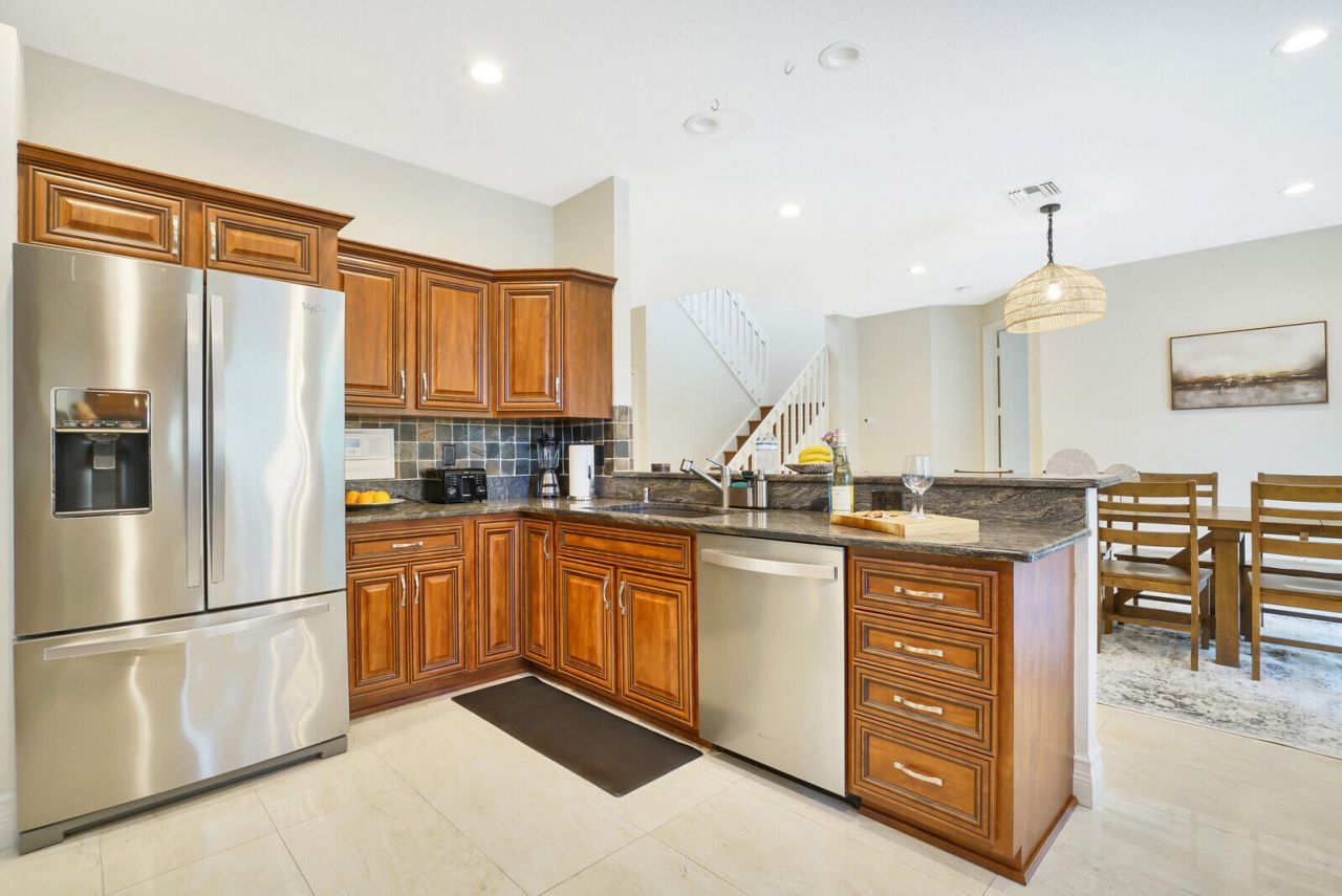 1311 NW 2nd Circle, Boca Raton, FL 33432 Photo