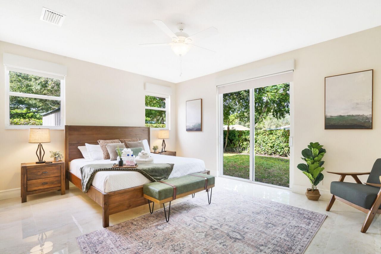 1311 NW 2nd Circle, Boca Raton, FL 33432 Photo