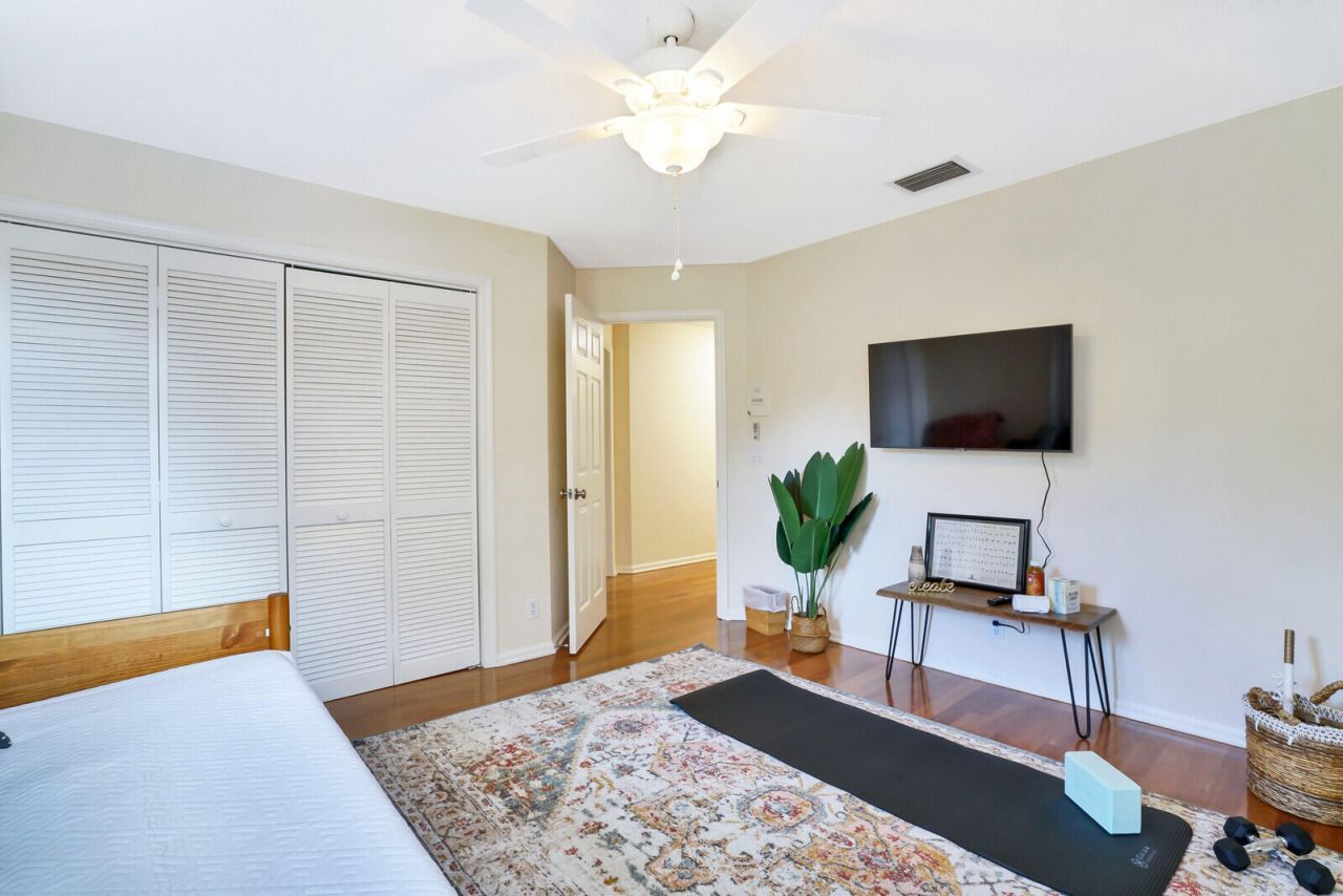 1311 NW 2nd Circle, Boca Raton, FL 33432 Photo