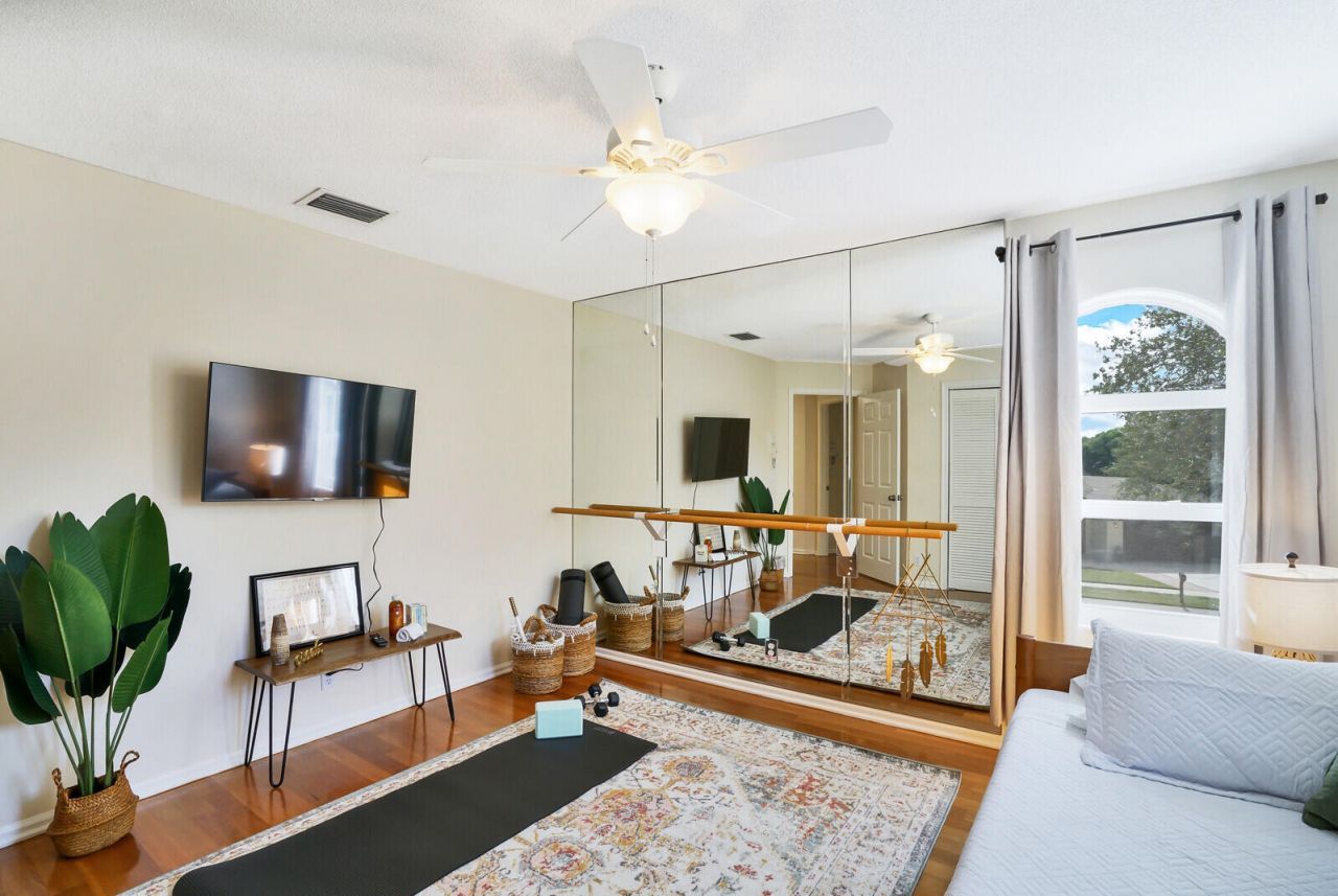 1311 NW 2nd Circle, Boca Raton, FL 33432 Photo