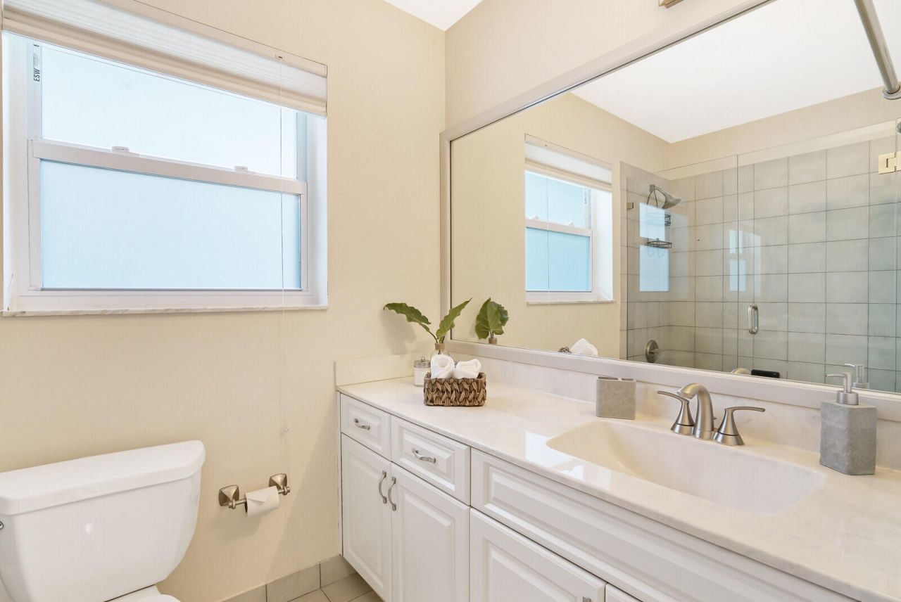 1311 NW 2nd Circle, Boca Raton, FL 33432 Photo