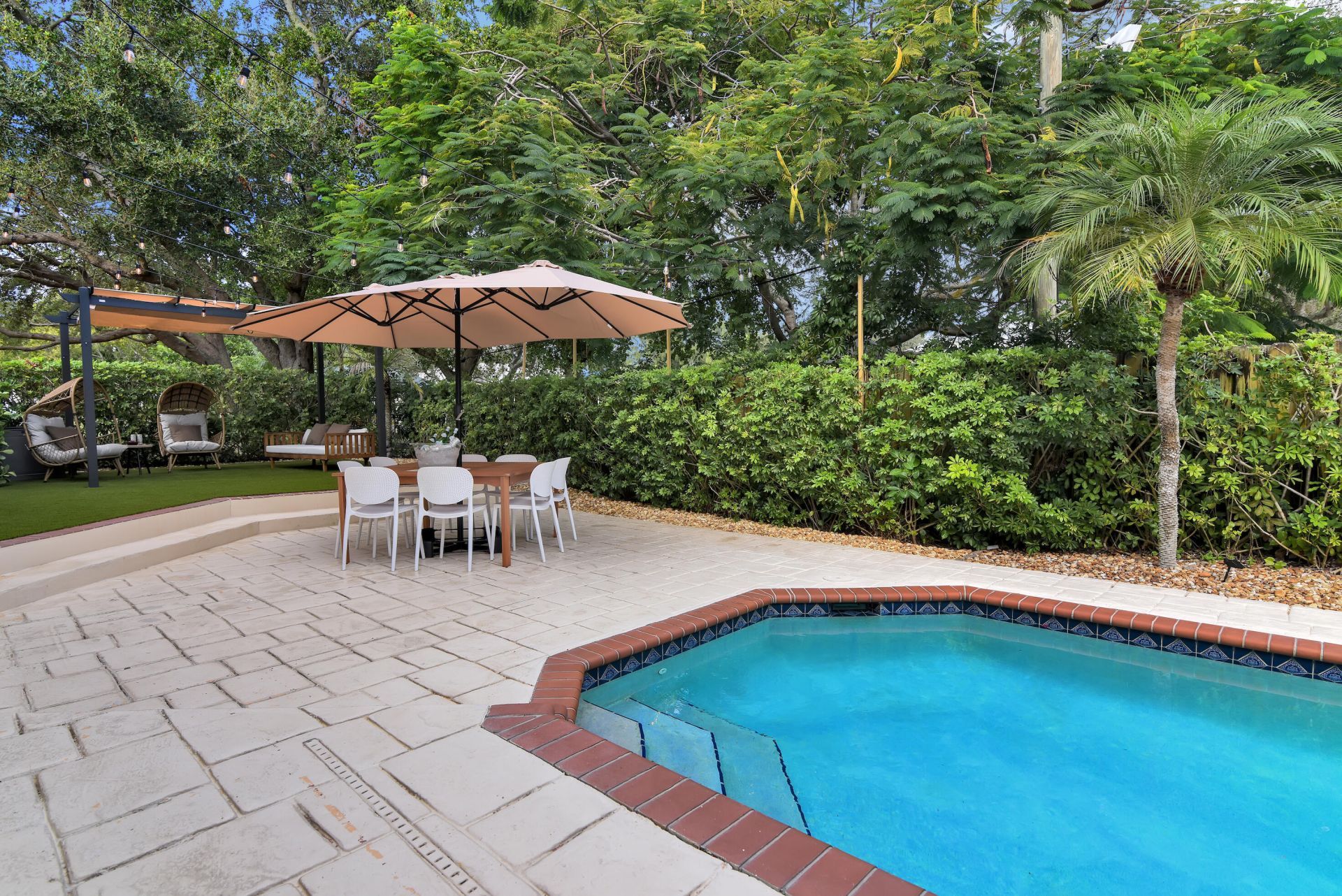 1311 NW 2nd Circle, Boca Raton, FL 33432 Photo