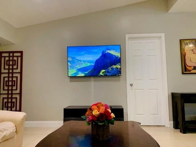 2401 Andros Lane, Fort Lauderdale, FL 33312 Photo