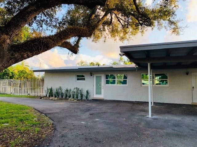 2401 Andros Lane, Fort Lauderdale, FL 33312 Photo