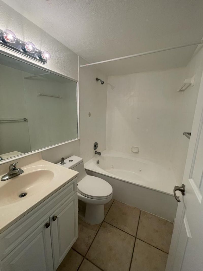8243 Thames Boulevard, Unit D, Boca Raton, FL 33433 Photo