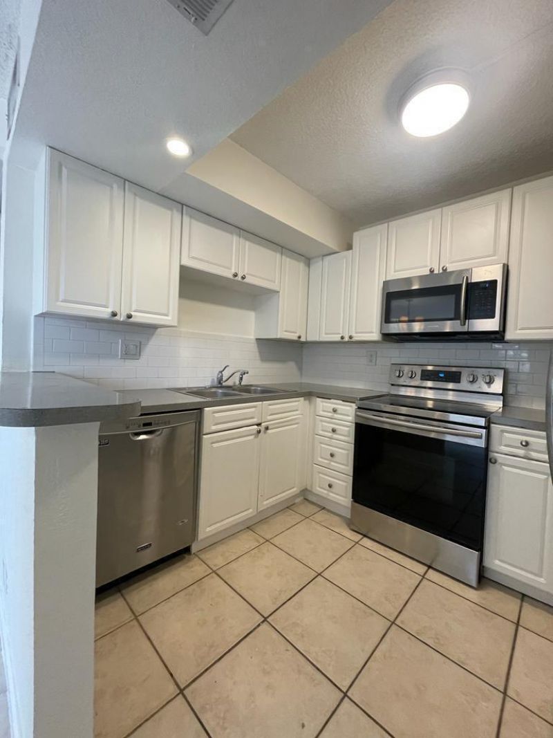 8243 Thames Boulevard, Unit D, Boca Raton, FL 33433 Photo