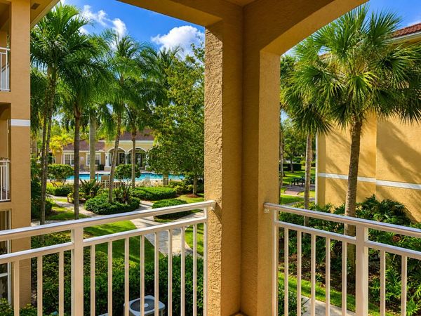 6521 Emerald Dunes Drive, Unit 206 + Gara, West Palm Beach, FL 33411