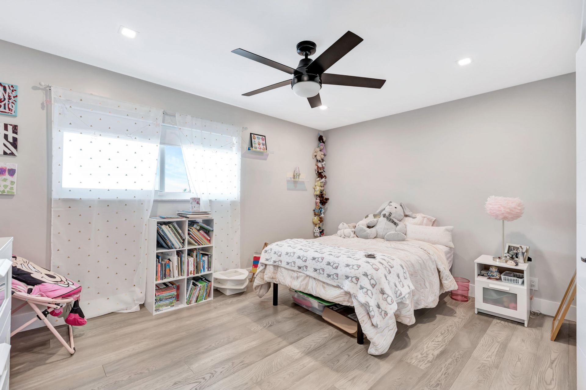 301 Lake Shore Drive, Unit 302, Lake Park, FL 33403 Photo