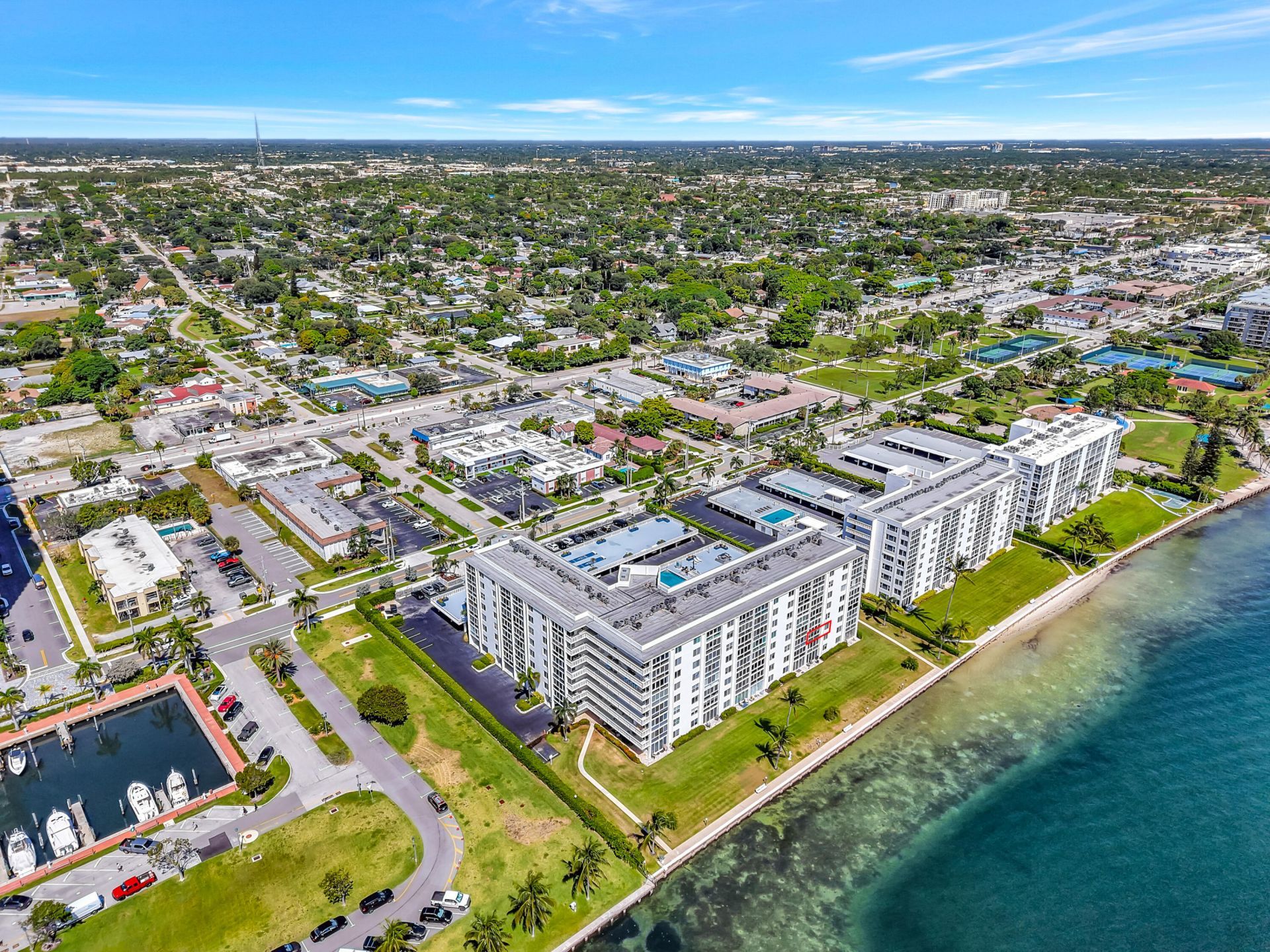 301 Lake Shore Drive, Unit 302, Lake Park, FL 33403 Photo