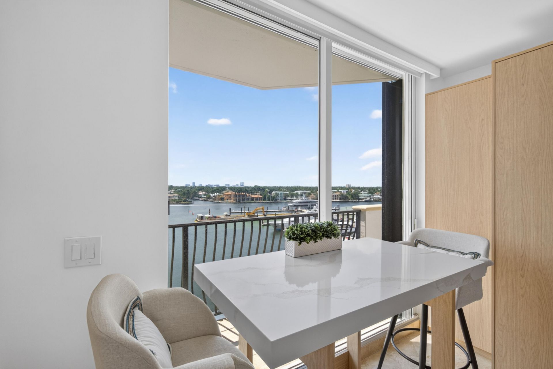 100 S Birch Road, Unit 701B, Fort Lauderdale, FL 33316 Photo