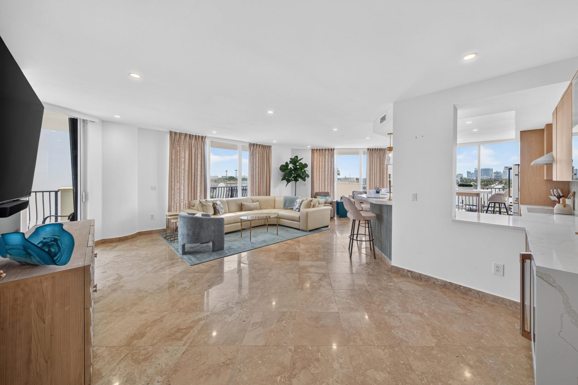 100 S Birch Road, Unit 701B, Fort Lauderdale, FL 33316 Photo
