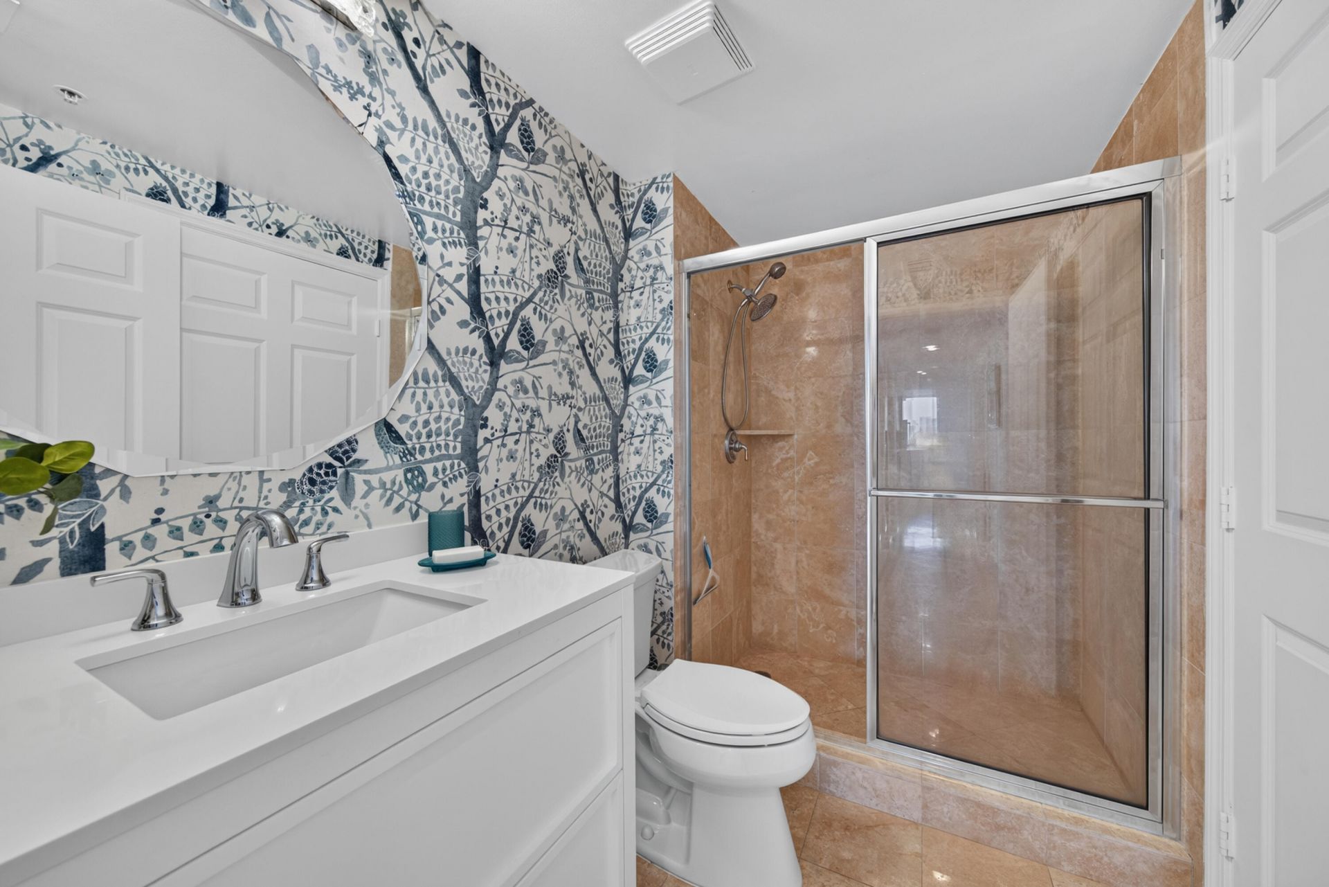 100 S Birch Road, Unit 701B, Fort Lauderdale, FL 33316 Photo