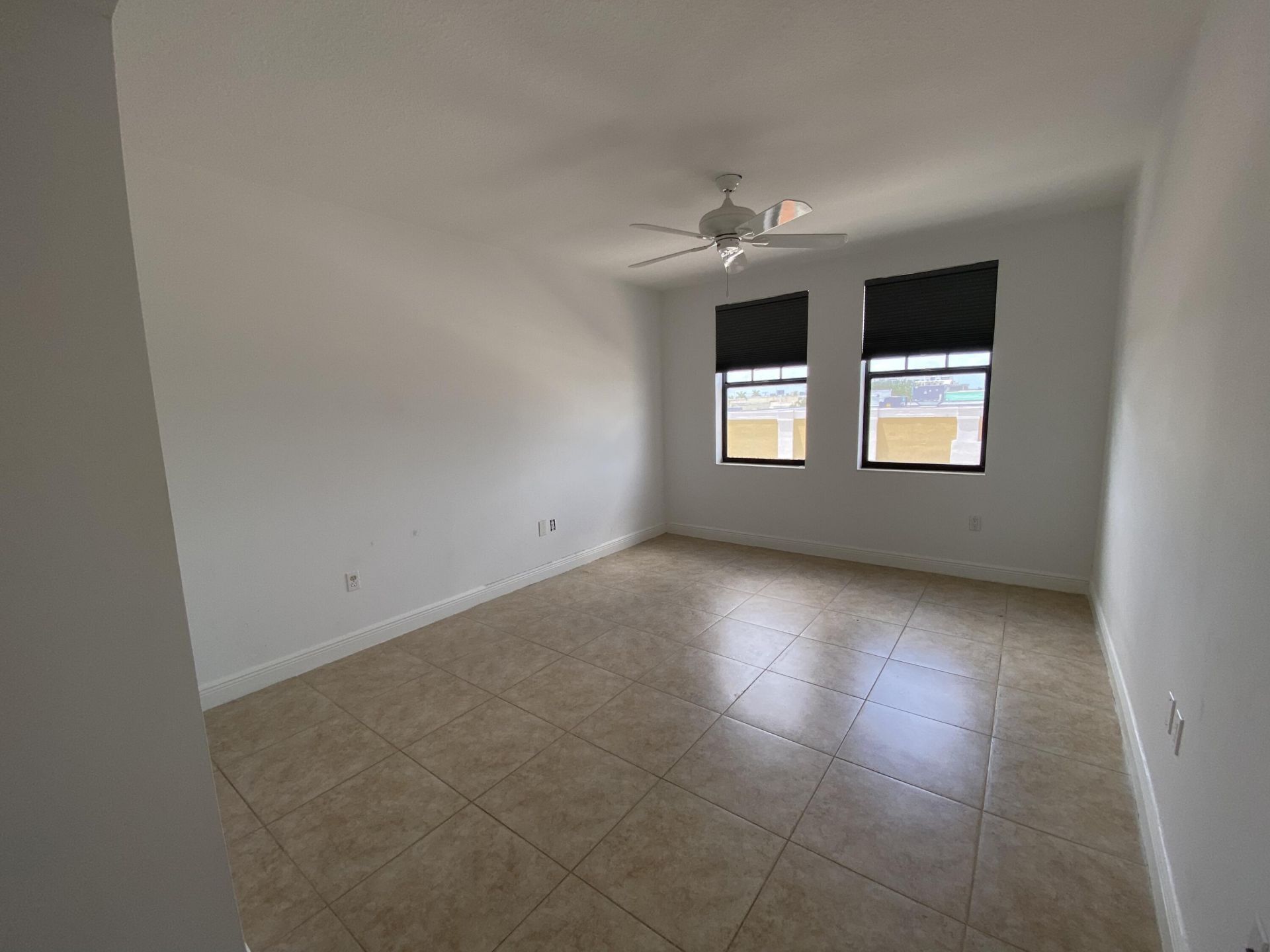511 Lucerne Avenue, Unit 313, Lake Worth Beach, FL 33460 Photo
