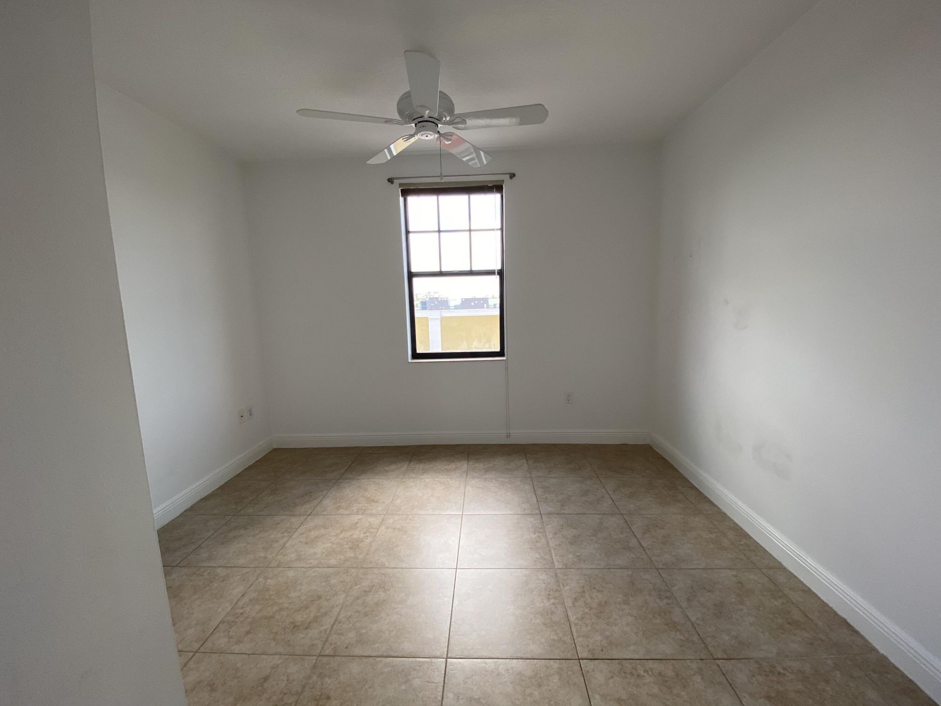 511 Lucerne Avenue, Unit 313, Lake Worth Beach, FL 33460 Photo