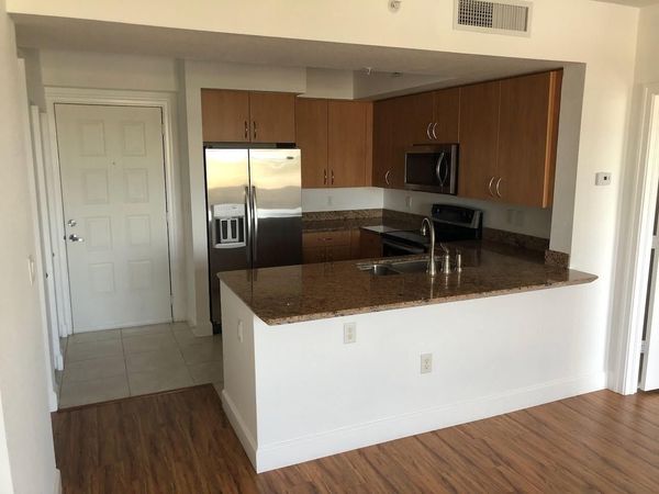 1830 RADIUS Drive, Unit 1009, Hollywood, FL 33020