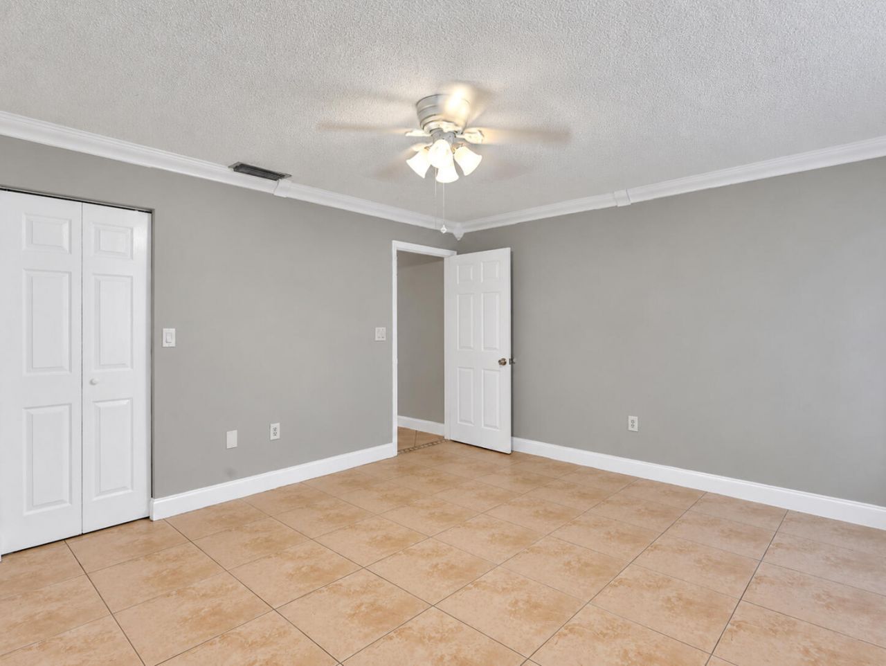 22258 SW 98th Place, Unit ., Cutler Bay, FL 33190 Photo
