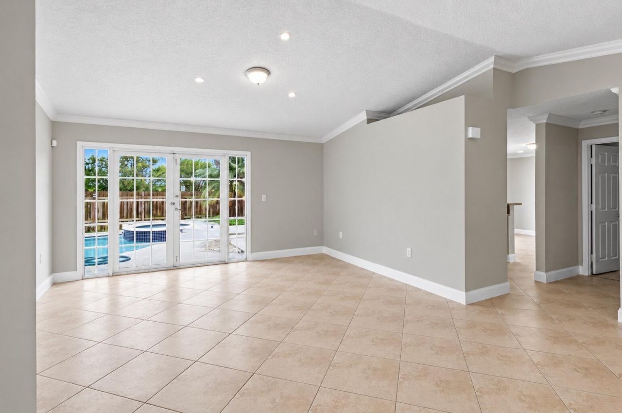 22258 SW 98th Place, Unit ., Cutler Bay, FL 33190 Photo